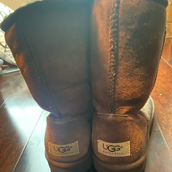 Ugg boots - Picture 2 of 3